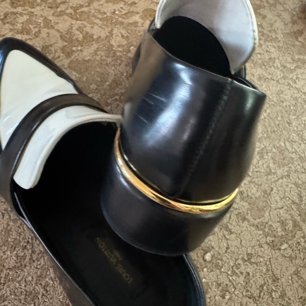 Louis Vuitton 2015 Women’s Loafers Black White Gold Heel Detail Size 7.5 Luxury - Picture 14 of 15
